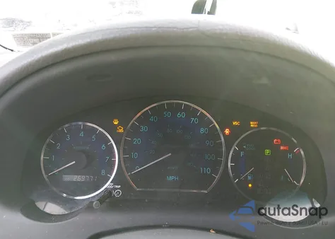 2010 Toyota Sienna Le z USA, uszkodzony, nr VIN 5TDJK4CC6AS031845